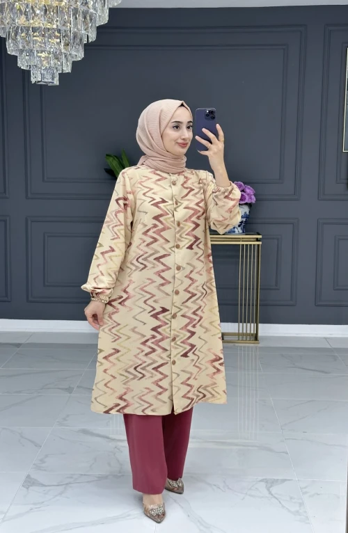 Mecnun takım-pembe