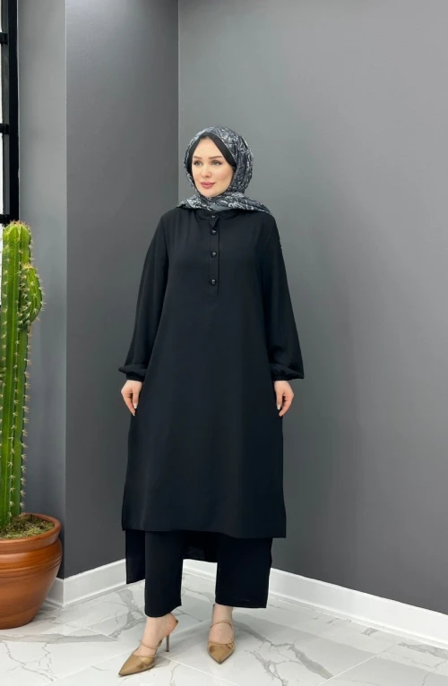 Ece Uzun Takım - Siyah
