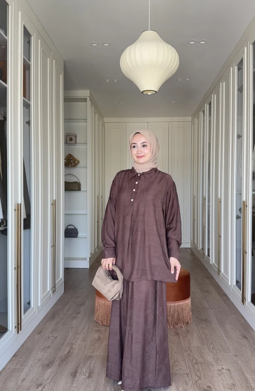 Peri Desenli Takım-Kahverengi Peri Desenli Takım-Kahverengi