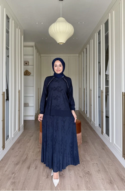Ahu Etekli Takım - Laci Ahu Etekli Takım - Laci