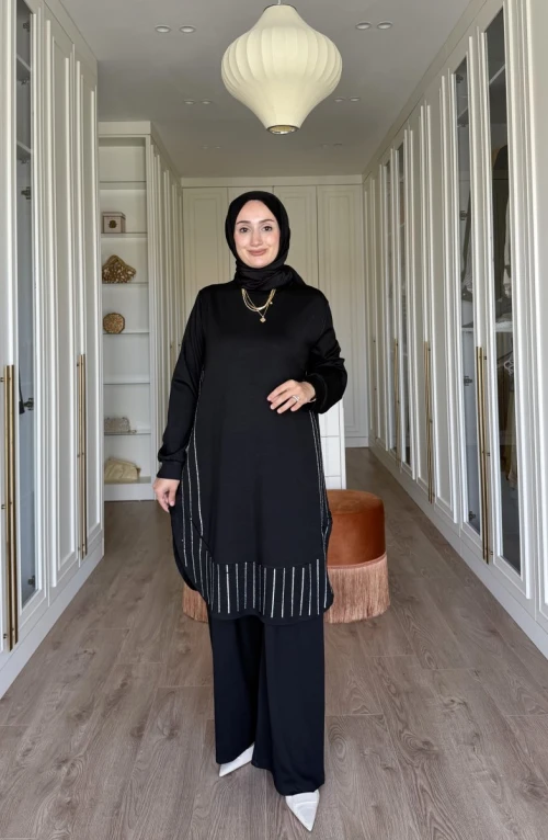 Pınar Uzun Takım - Siyah