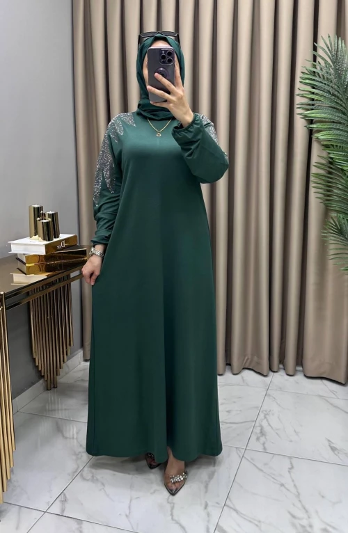 Nilda Elbise Zümrüt Nilda Elbise Zümrüt
