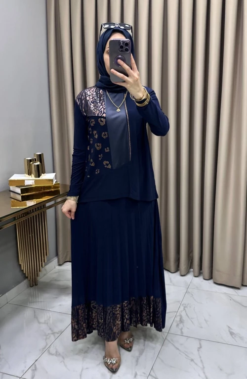 Derya Etekli Takım Lacivert Derya Etekli Takım Lacivert