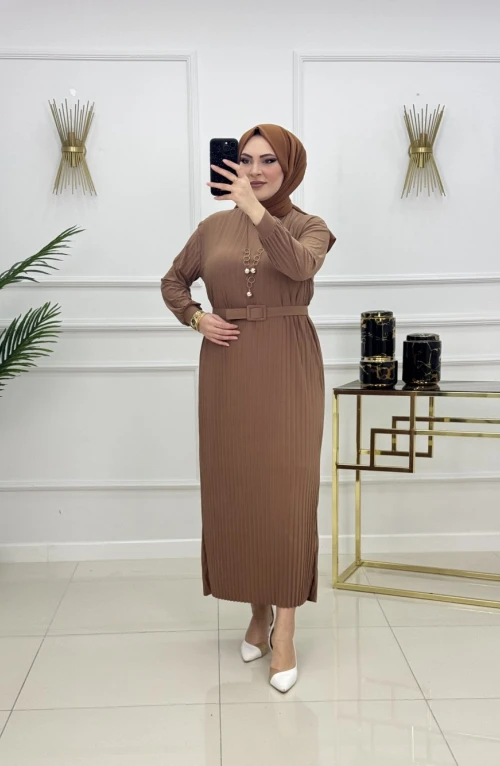 NAZLI PİLİSELİ ELBİSE-SÜTLÜ KAHVE