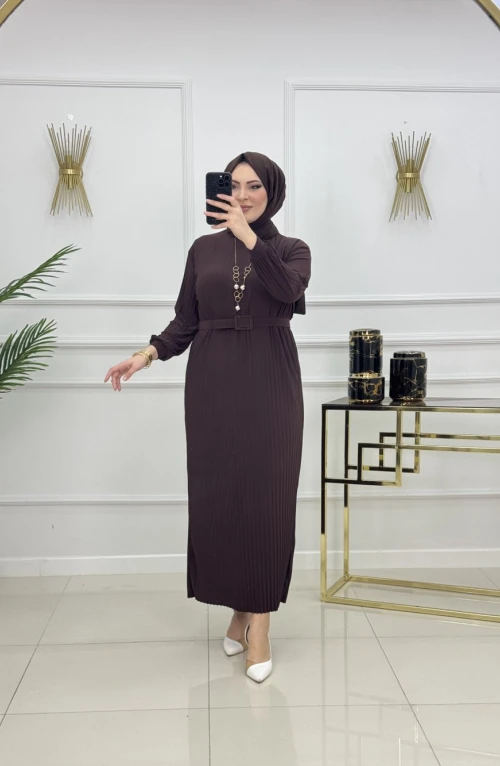 NAZLI PİLİSELİ ELBİSE-ACI KAHVE