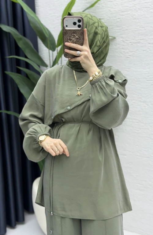 Rezzan Pantalonlu Takım Tesettür Giyim Rezzan Pantalonlu Takım Tesettür Giyim