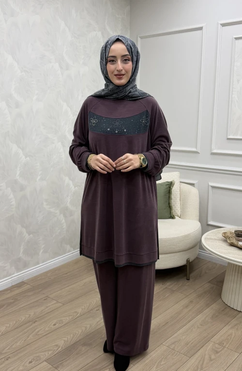 Esma Takım Mürdüm Esma Takım Mürdüm