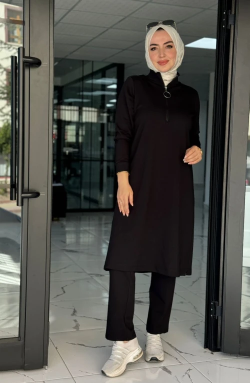 Büşra Takım-Siyah Büşra Takım-Siyah