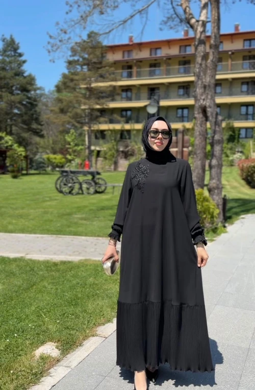 Kader Elbise Siyah Ön siparişe açılmıştır 28 Haziran da 2026 çıkışı yapılabilir Kader Elbise Siyah Ön siparişe açılmıştır 28 Haziran da 2026 çıkışı yapılabilir