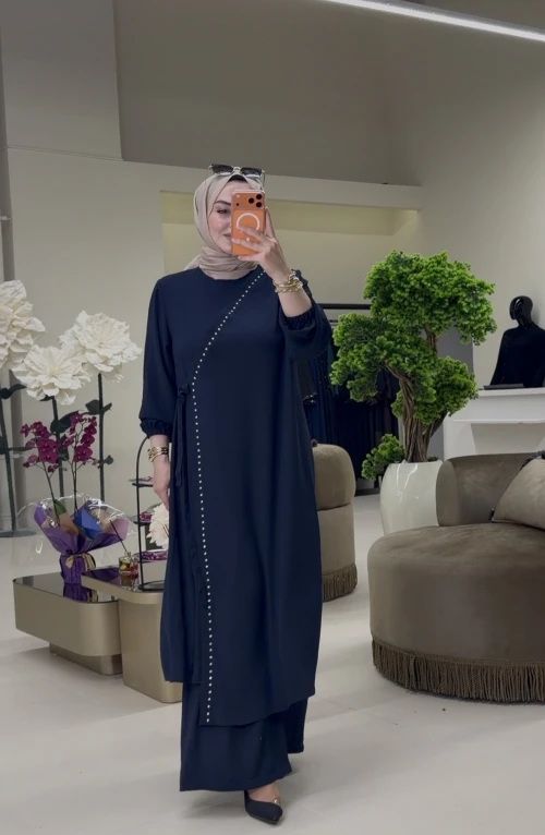 Özge Takım Lacivert Özge Takım Lacivert