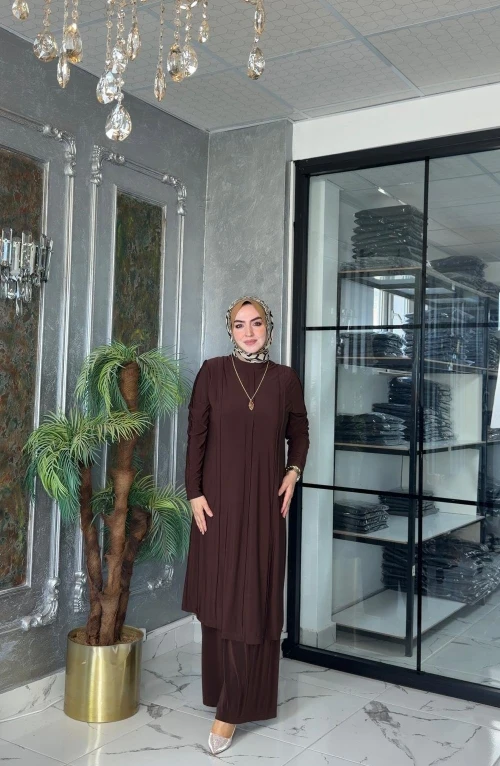 Nisan Takım Kahverengi Ön siparişe açılmıştır 10 Ekim'de 2026 çıkışı yapılabilir Nisan Takım Kahverengi Ön siparişe açılmıştır 10 Ekim'de 2026 çıkışı yapılabilir