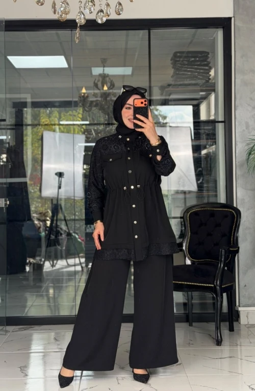 Yade Takım Siyah
